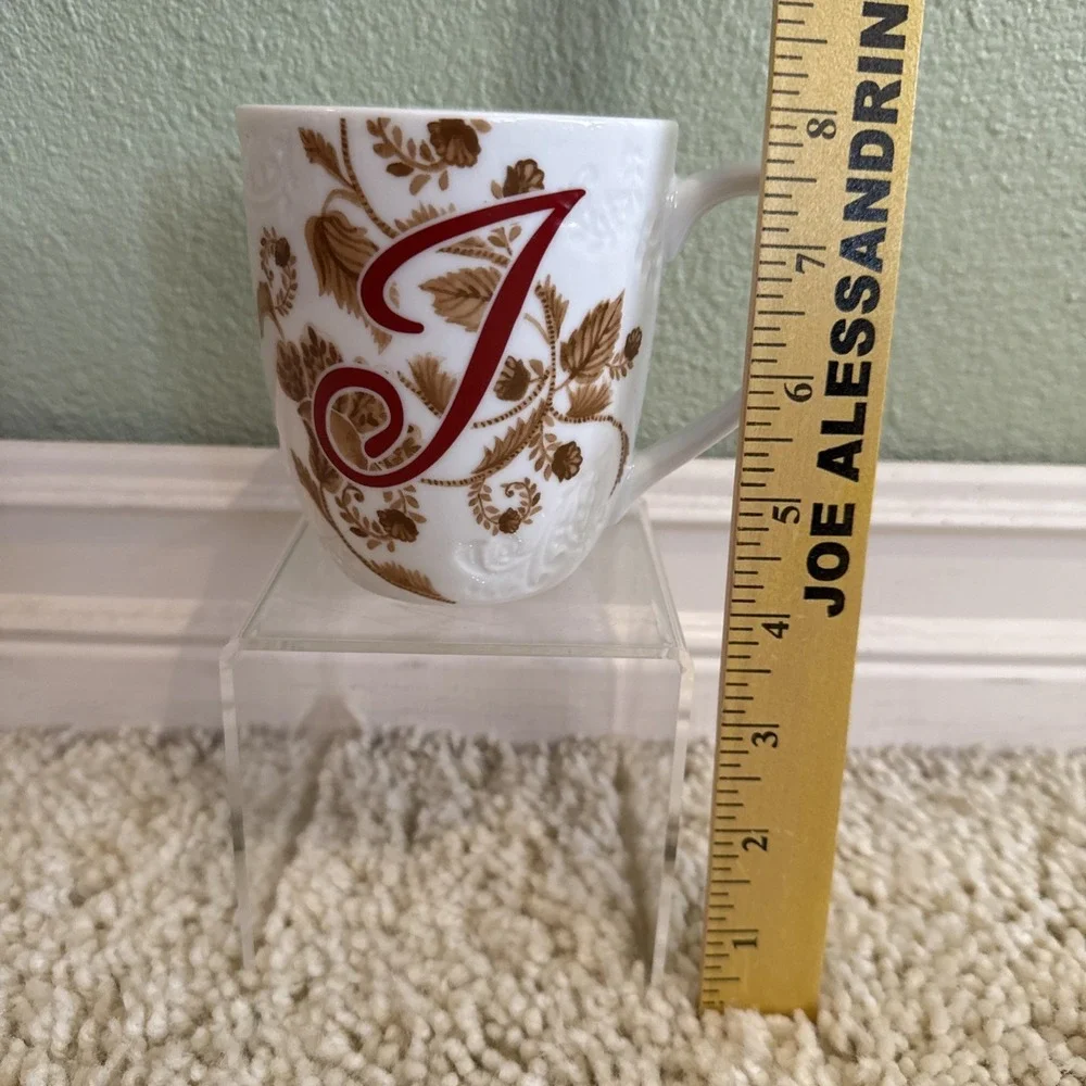 Pier 1 White Tan Floral Porcelain Initial T Ava Microwave Safe Coffee Mug Cup